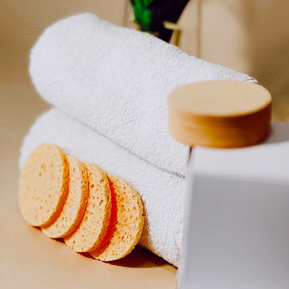 Facial Sponge 50-Count Cellulose Compressed Facial Sponges, iKnock Wasp Co